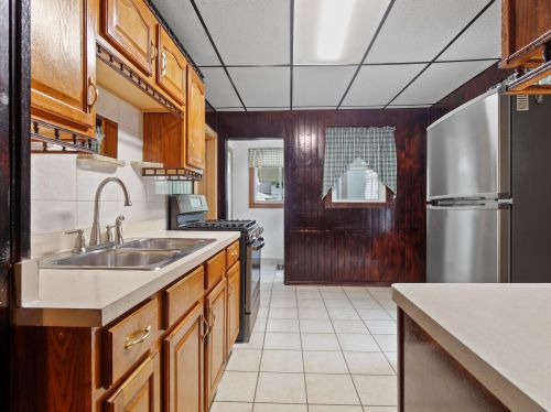 6324 24 Ave, Kenosha WI 53143-4702 exterior