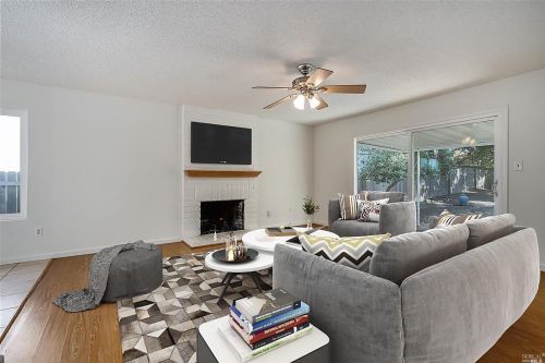 1170 Franquette Ave, Santa Rosa CA  95405-6830 exterior