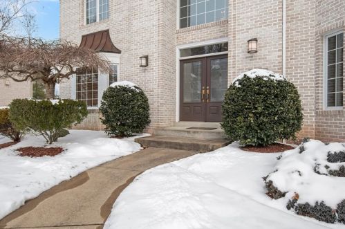 1615 Watterson Ct, Pittsburgh, PA 15241-3152