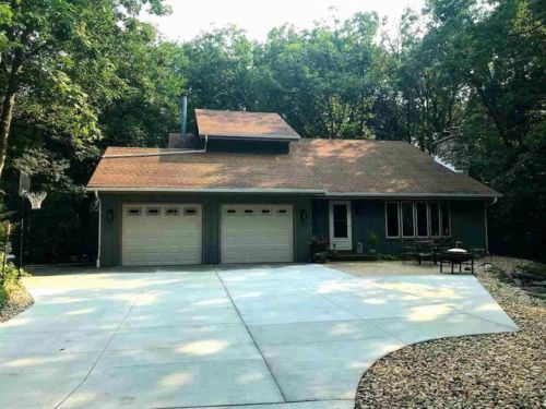 4763 Country Meadows Rd, Brooklyn, WI 53521-9468