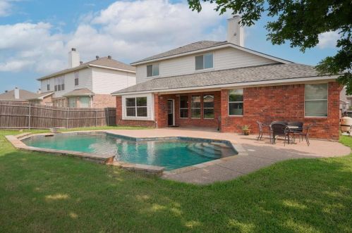 3917 Winter Springs Dr, Fort Worth, TX 76123-3408