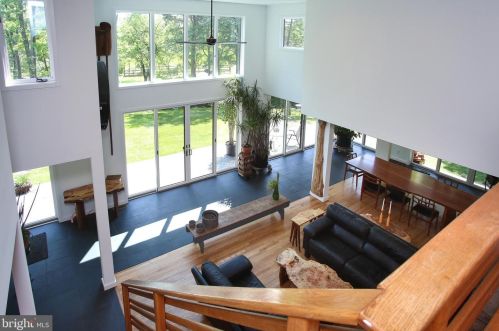 5295 Branch Rd, Pipersville PA  18947-1197 exterior