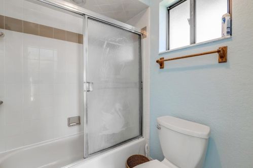 1905 Riverside Dr, Edgewater FL 32141-3602 exterior