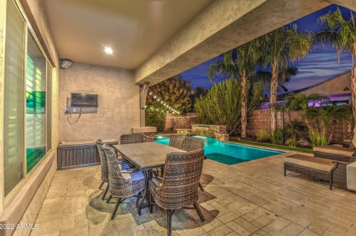 3047 Derringer Way, Gilbert AZ 85297-7889 exterior