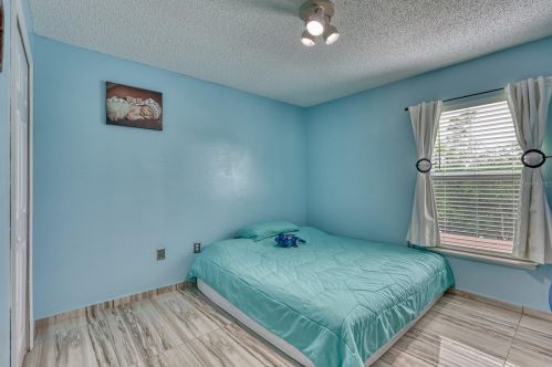 2956 Covington Dr, Deltona FL  32738-1613 exterior