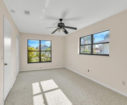 634 Streamlet Ave, Fort Pierce FL 34983-4658 exterior