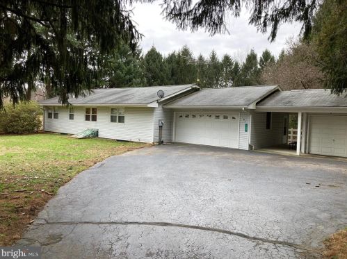 107 Brabson Ln, Fulton, PA 17563-9401