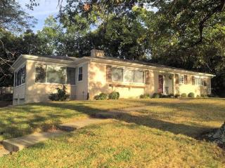 5660 Beechmont Ave, Cincinnati, OH 45230-1266