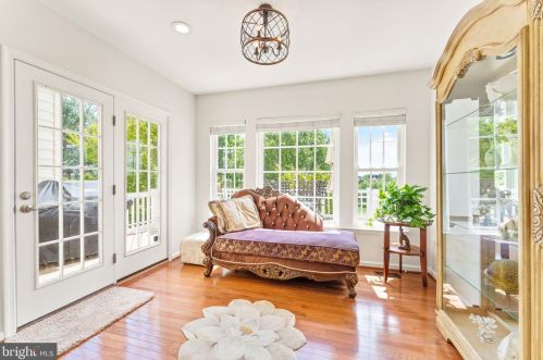 6352 Cullen Pl, Haymarket VA  20169-5400 exterior