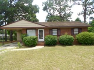 4305 Forestview Dr, Fayetteville NC  28304-5206 exterior
