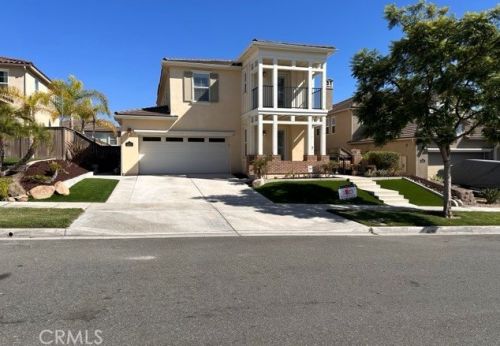 1827 Crossroads St, Chula Vista, CA 91915-2432