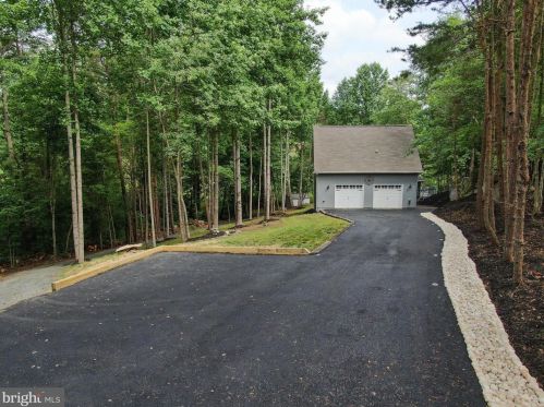 16009 Carrington Ct, Mineral VA  23117-5012 exterior