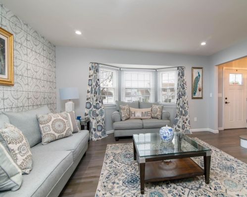 121 Stethem Dr, South Setauket NY  11720-4083 exterior