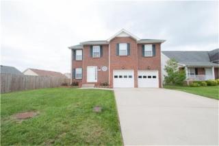 1573 Buchanon Dr, Clarksville, TN 37042-3390
