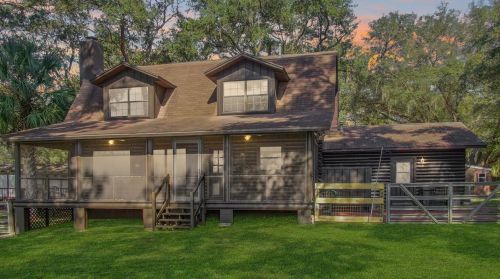 16478 3rd St, Silver Springs, FL 34488-5157