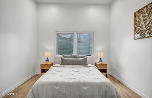 7627 22nd St, Phoenix AZ  85020-4706 exterior