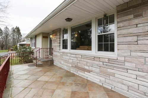 483 Hilltop Rd, Yorktown Hgts, NY 10598-3731
