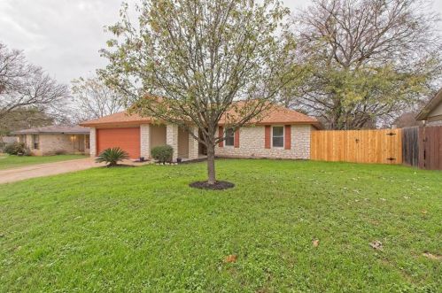 1007 Tiffany Ln, Georgetown TX  78628-2732 exterior