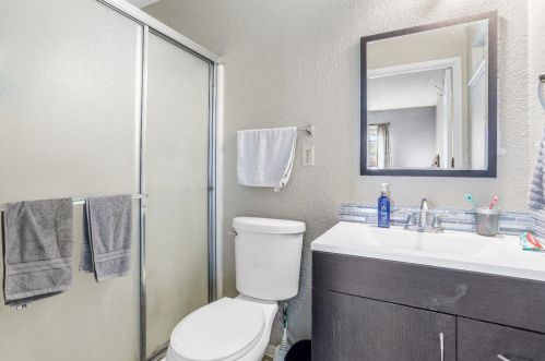 743 J St, Lathrop CA  95330-9428 exterior