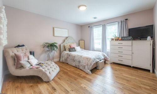 164 Mount Pleasant Ave, West Paterson NJ  07424-2732 exterior