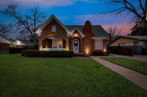1809 Riverside Dr, Fort Worth, TX 76104-5925