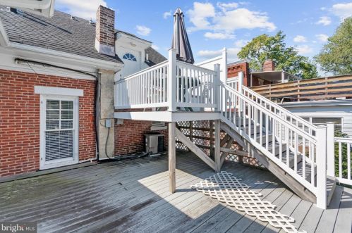 48 Newton Ave, West Deptford NJ  08096-4610 exterior