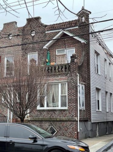 1008 Van Nest Ave, Bronx, NY 10462-3122