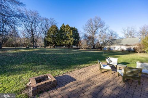 223 7th Ave, Collegeville PA  19426-1905 exterior