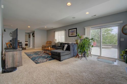 8657 Marais Dr, Hamilton KY  41091-8716 exterior