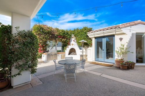 79475 Mandarina, La Quinta CA  92253-8539 exterior