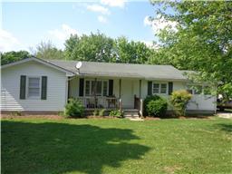 103 Graves St, Portland, TN 37148-1914
