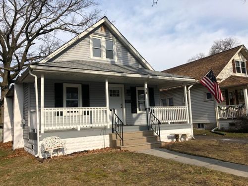 11 Moore Ave, Barrington, NJ 08007-1249