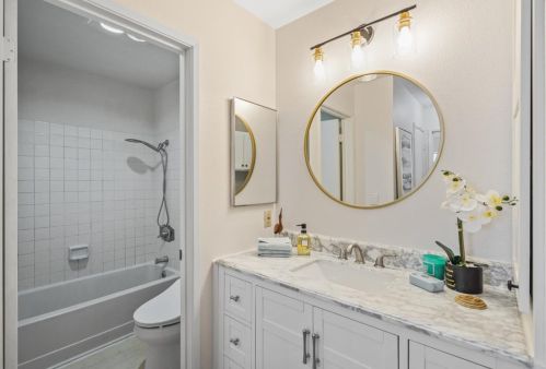 1091 Tekman Dr, San Jose CA  95122-4211 exterior