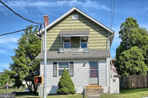 3303 Walnut St, Harrisburg, PA 17109-3563
