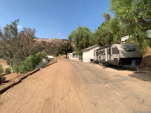 14740 Willow Rd, Lakeside CA  92040-1938 exterior