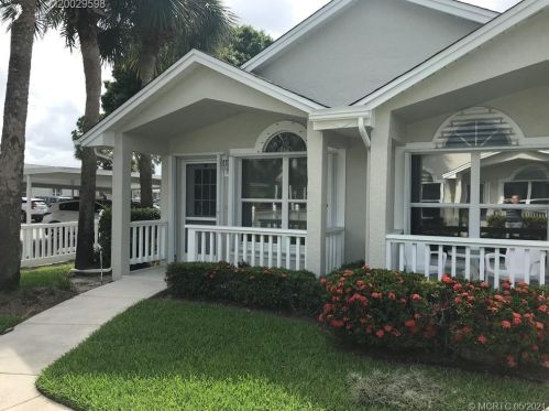 1117 Lombardy Dr, Fort Pierce, FL 34986-1924