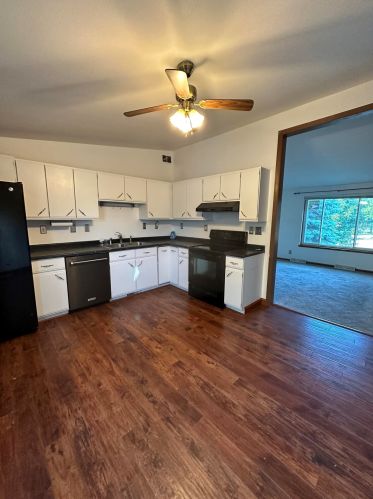 6433 103rd Ct, Milwaukee WI  53224-5251 exterior