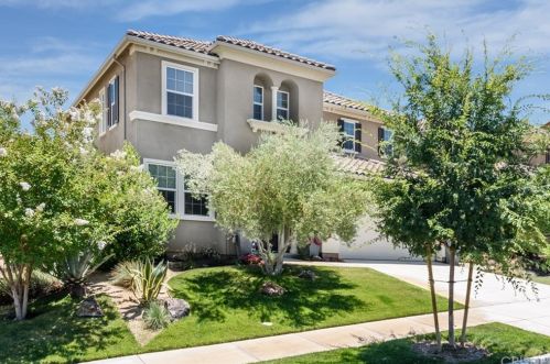 28824 Iron Village Dr, Santa Clarita, CA 91354-1176