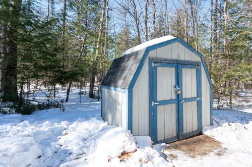 16 Saddle Back Cir, Ellsworth NH  03223-4748 exterior