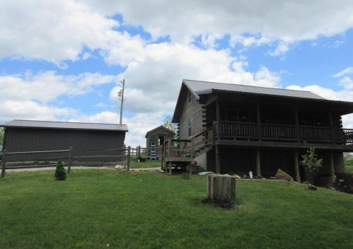 11555 Baird Rd, Mount Perry, OH 43760-9649