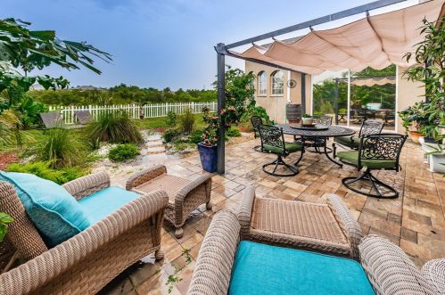 1609 Swamp Rose Ln, New Port Richey, FL 34655-4979