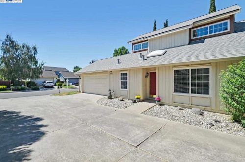 2331 Bay Meadows Cir, Pleasanton, CA 94566-5436