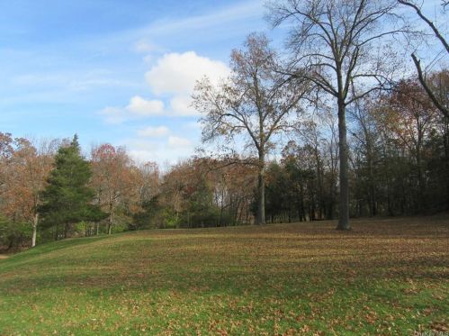 41 Mtn Lodge Rd, Washingtonville NY  10992-2014 exterior