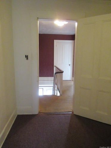 18 Main St, Port Jervis NY  12771-2111 exterior