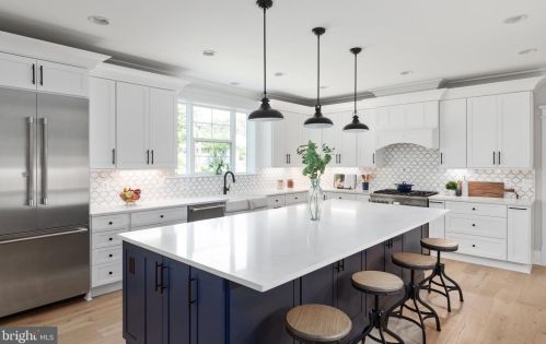 13691 Oakland Ridge Rd, Haymarket, VA 20169-2476