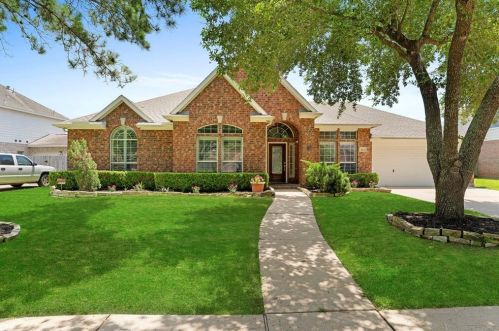 914 Opal Chase Dr, Richmond, TX 77469-6475