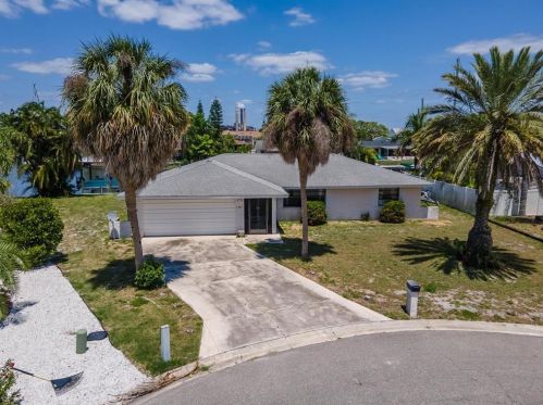 1025 Spindle Palm Way, Ruskin, FL 33572-2011