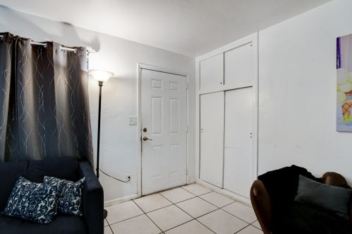 1016 Aspen Rd, West Palm Beach, FL 33409-4855