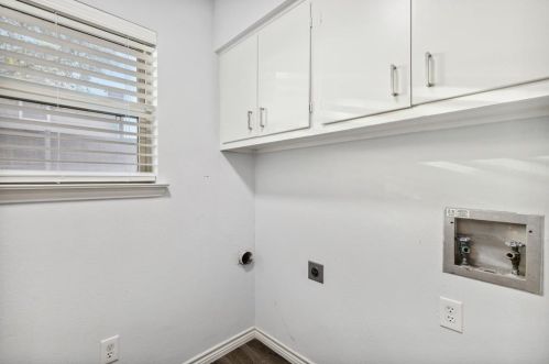 1133 Melrose Dr, Richardson TX  75080-3936 exterior