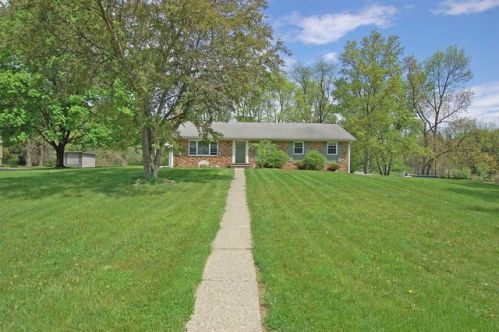 7 Arden Ln, Poughkeepsie, NY 12603-4801